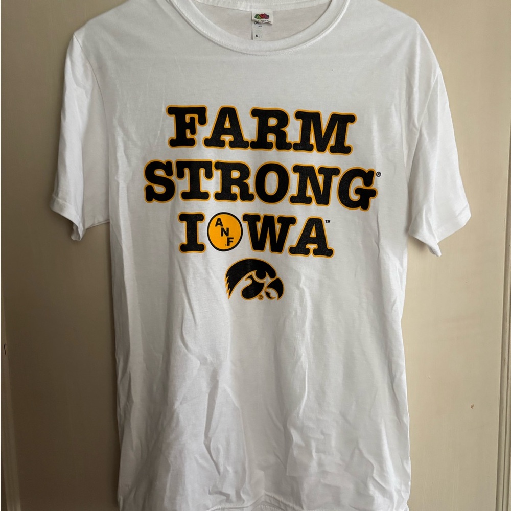 Fruit of the Loom White T-Shirt with Black and Gold Print